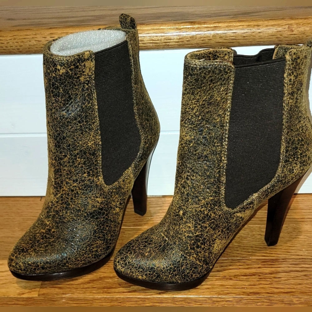 Michael Michael Kors Women's‎ 6 M Heeled Distressed Mocha Leather Jessie Boots